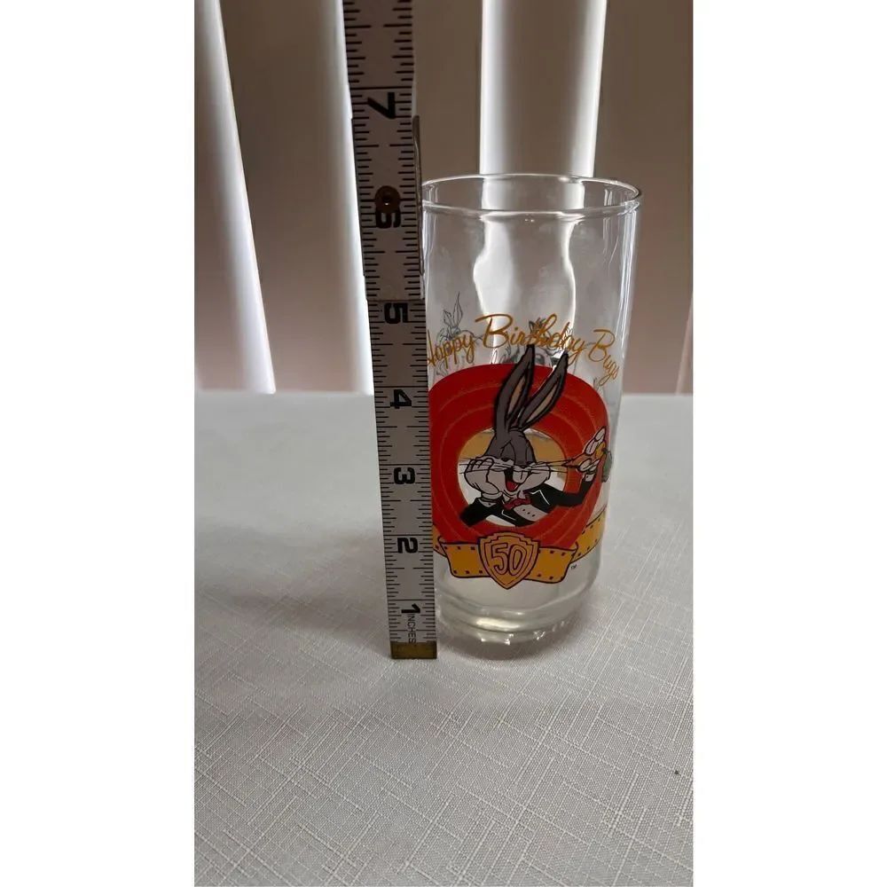 HAPPY 50TH BIRTHDAY BUGS BUNNY GLASS COLLECTIBLE - Picture 8 of 16
